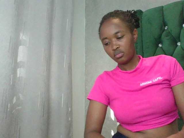 shanizz001's BongaCams show and profile