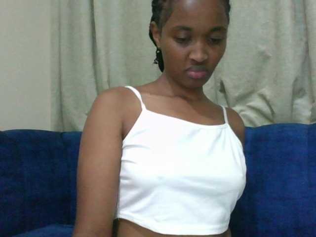 shanizz001's BongaCams show and profile