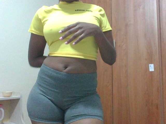 shanizz001's BongaCams show and profile