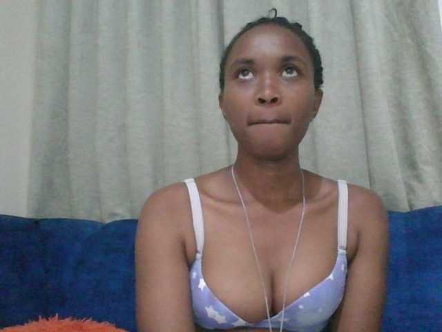 shanizz001's BongaCams show and profile