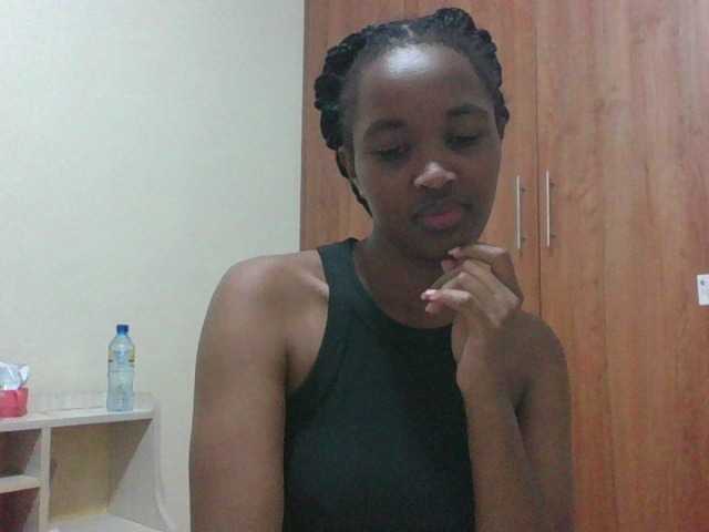 shanizz001's BongaCams show and profile