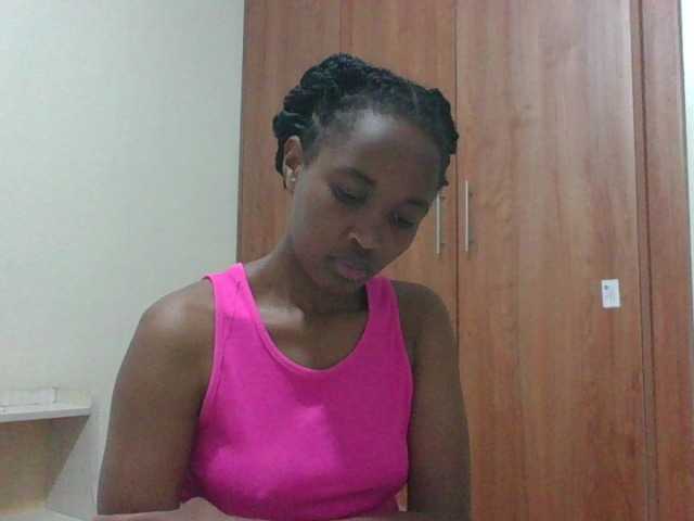 shanizz001's BongaCams show and profile