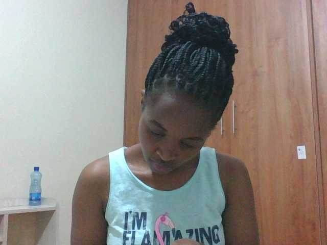 shanizz001 live cam profile