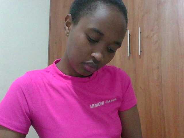 shanizz001's BongaCams show and profile