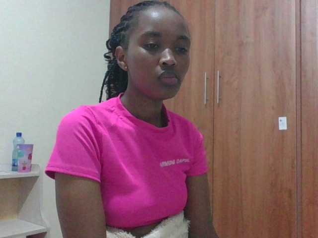 shanizz001's BongaCams show and profile