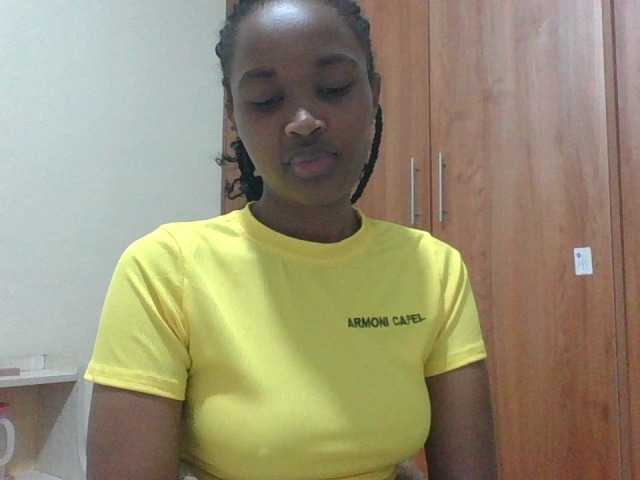 shanizz001's BongaCams show and profile