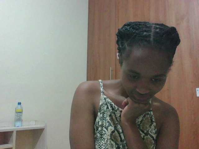 shanizz001's BongaCams show and profile