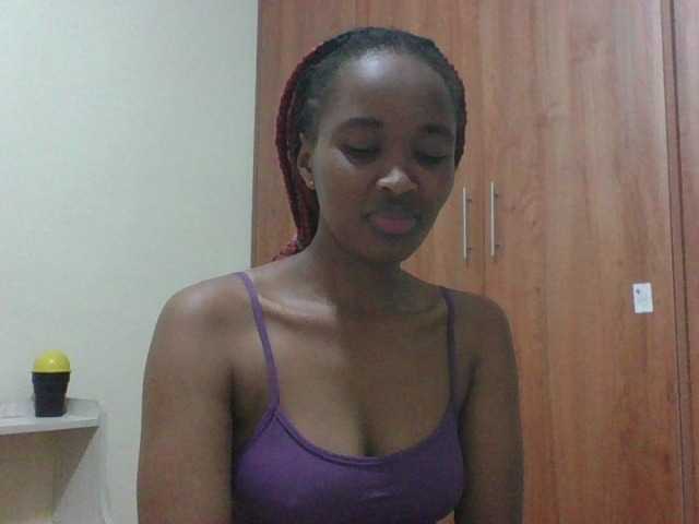 shanizz001's BongaCams show and profile