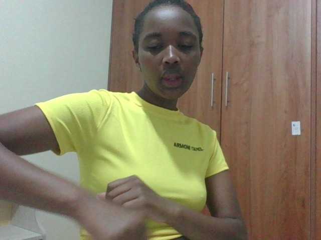 shanizz001's BongaCams show and profile