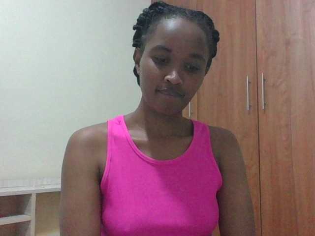 shanizz001's BongaCams show and profile