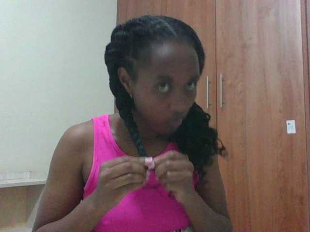 shanizz001's BongaCams show and profile