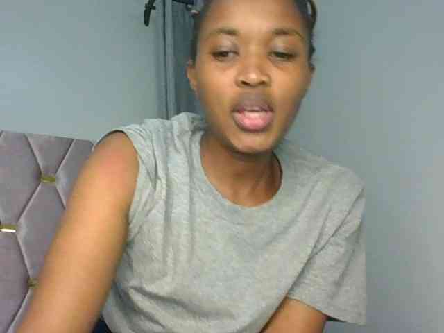 shanizz001 webcam