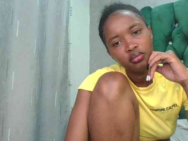 shanizz001 Live Webcam on BongaCams