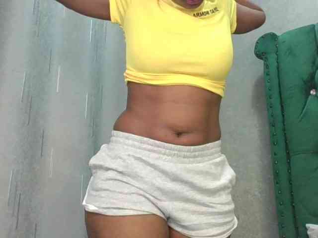 shanizz001 Live Webcam on BongaCams