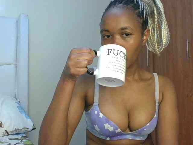 shanizz001 webcam