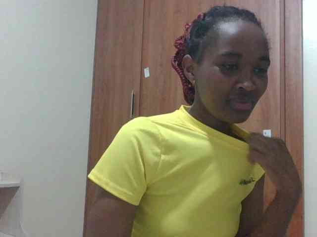 shanizz001 Live Webcam on BongaCams