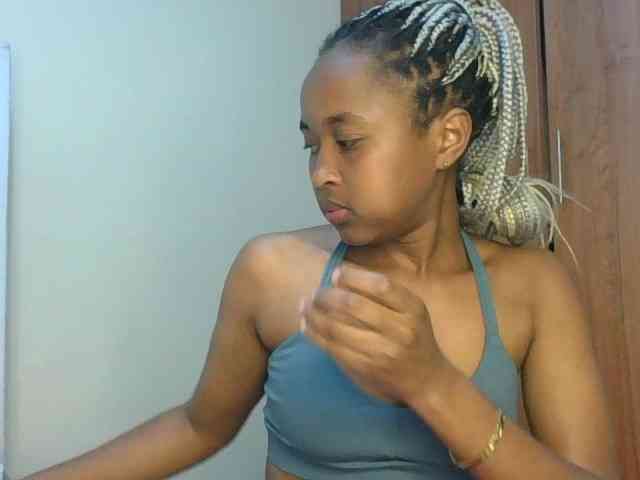 shanizz001 webcam