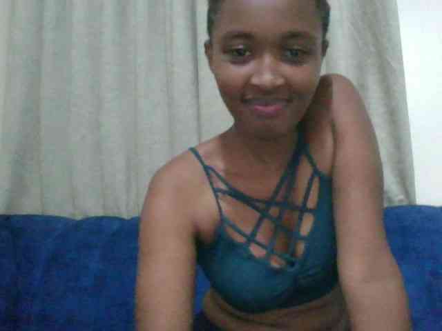 shanizz001 Live Webcam on BongaCams