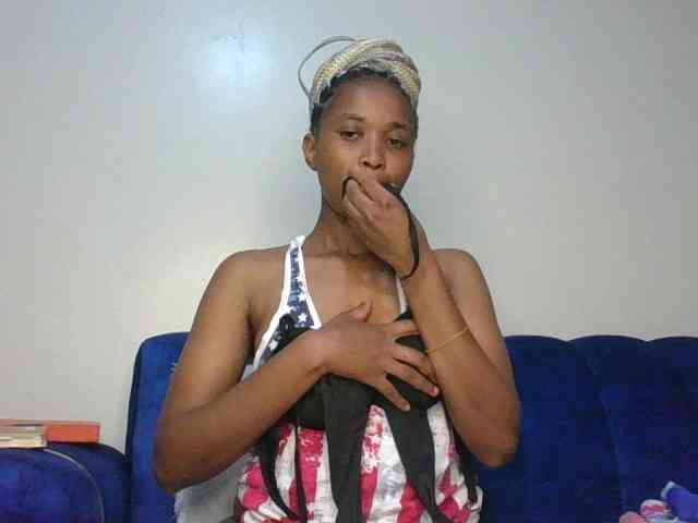 shanizz001 webcam
