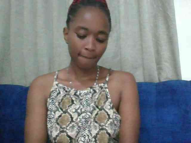 shanizz001 Live Webcam on BongaCams