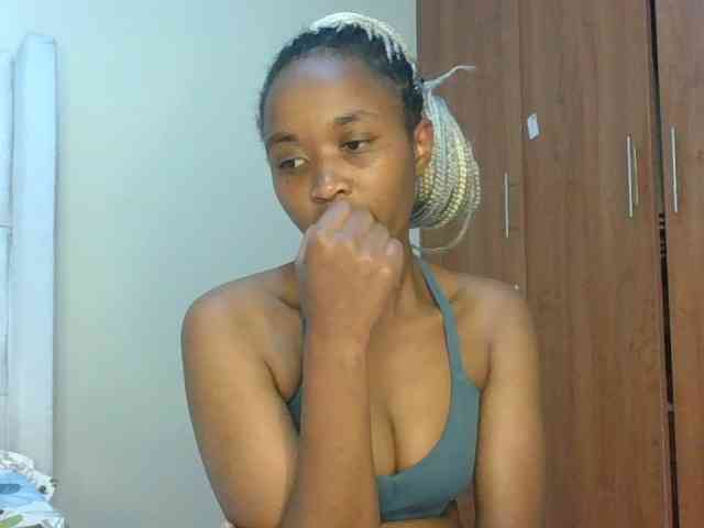 shanizz001 webcam