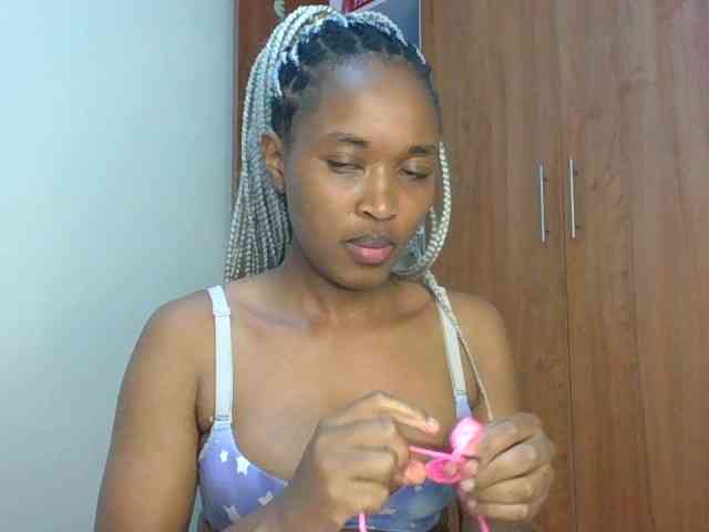 shanizz001 webcam