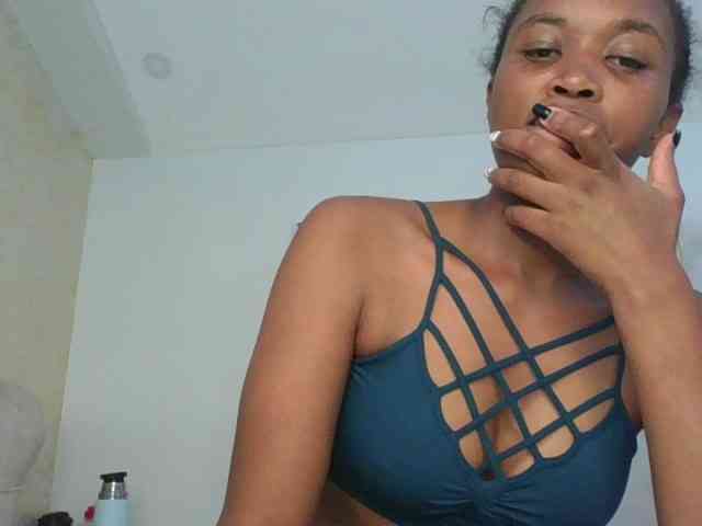 shanizz001 webcam