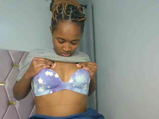shanizz001 webcam