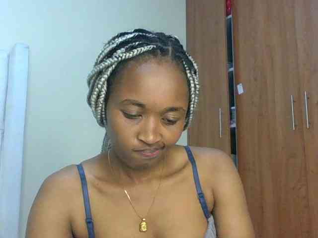 shanizz001 webcam
