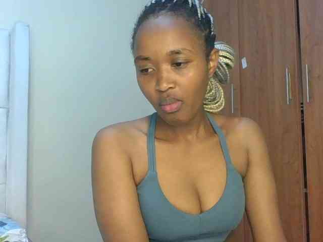 shanizz001 webcam