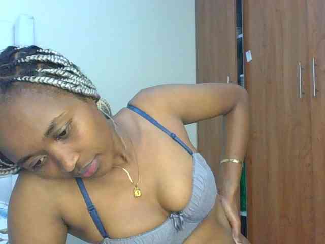 shanizz001 webcam