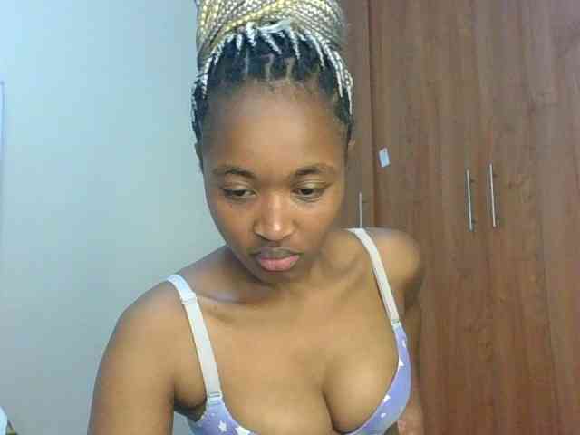 shanizz001 webcam