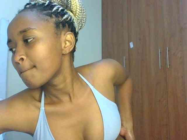 shanizz001 webcam