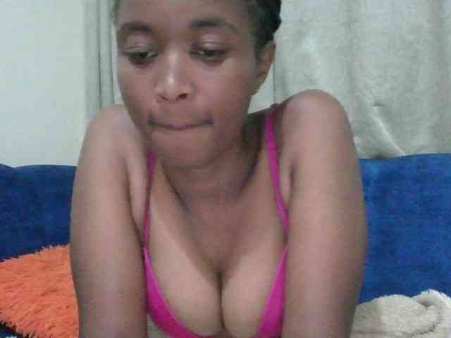 shanizz001 webcam