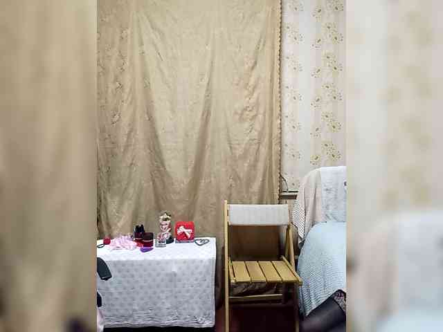 VselenaSun402 Live Webcam on BongaCams