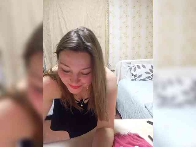 VselenaSun402 Live Webcam on BongaCams