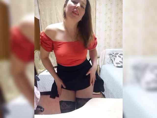 VselenaSun402 Live Webcam on BongaCams