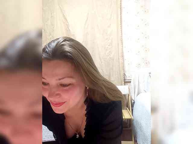 free chat cam VselenaSun402