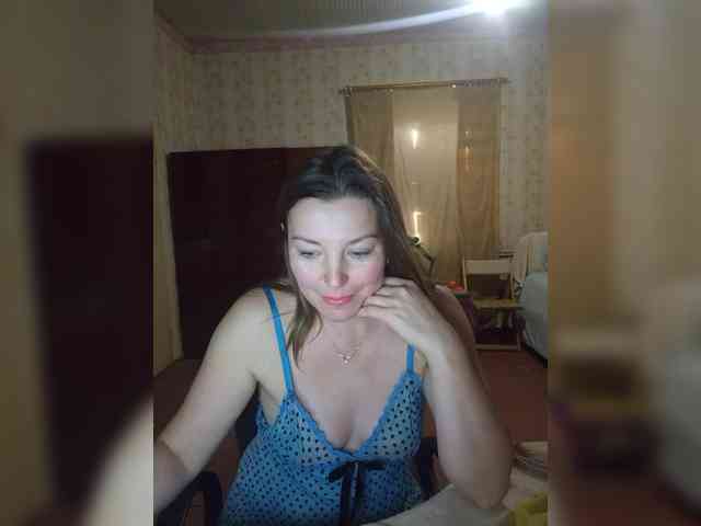 VselenaSun402 bongacams