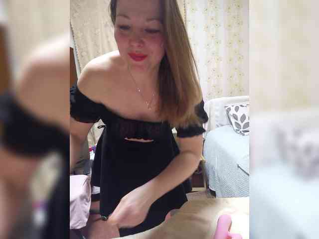 VselenaSun402 Live Webcam on BongaCams