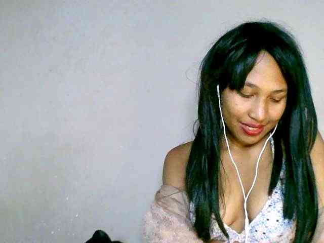HelenGLOW webcam