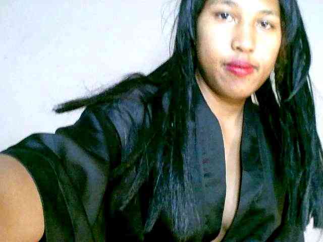 HelenGLOW webcam