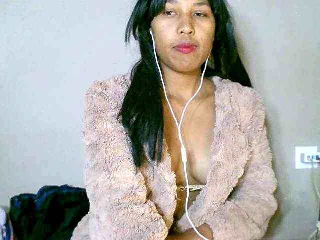 HelenGLOW webcam