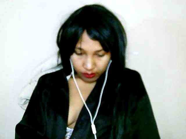 HelenGLOW webcam