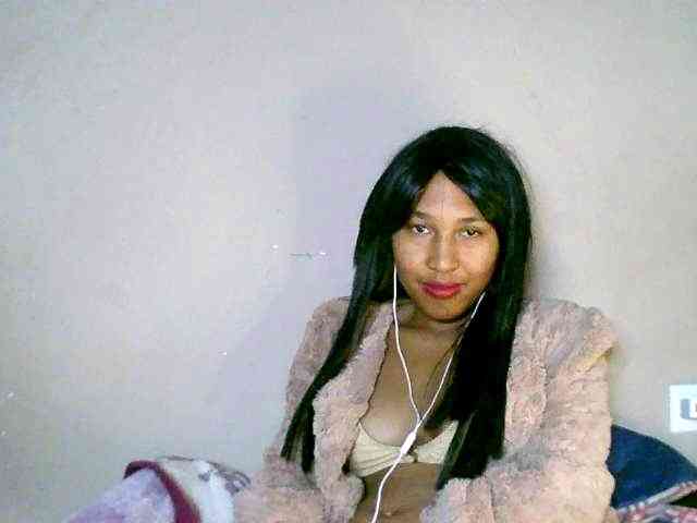 HelenGLOW webcam