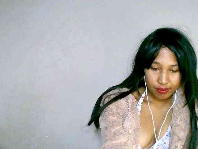 HelenGLOW webcam