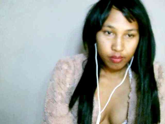 HelenGLOW webcam