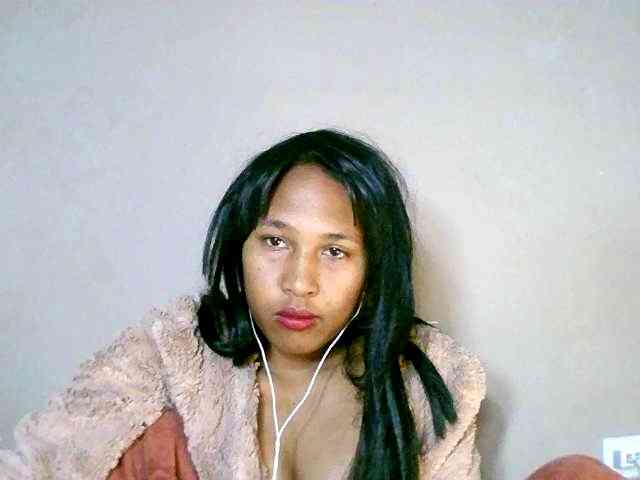 HelenGLOW webcam