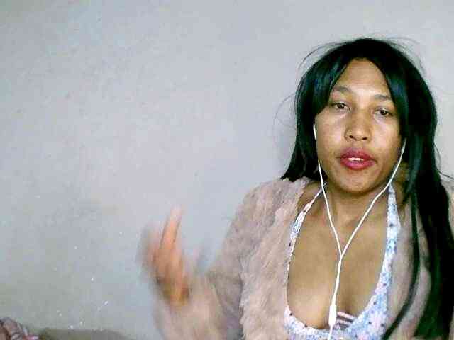 HelenGLOW webcam