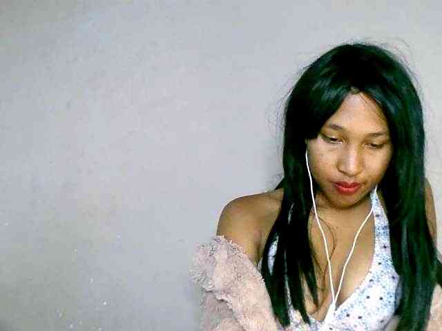 HelenGLOW webcam